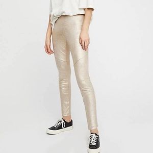FREE PEOPLE Gold Metallic Faux Suede Leggings | Sz 31